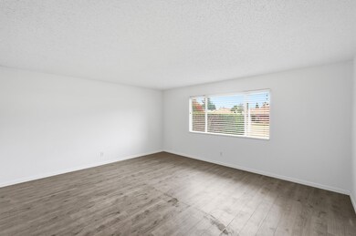 273 E Gannon Dr, Tulare, CA 93274 - photo 6