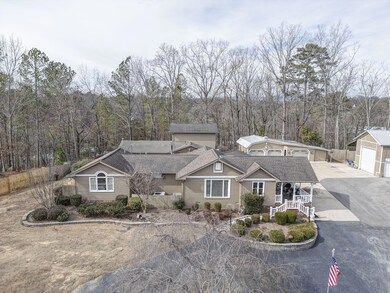 109 E Circle Dr, Rossville, GA 30741 - photo 2