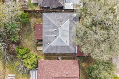 13335 Ambrose St, Houston, TX 77045 - photo 2