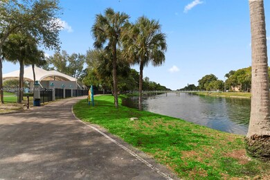 16450 Miami Dr unit 602, North Miami Beach, FL 33162 - photo 4