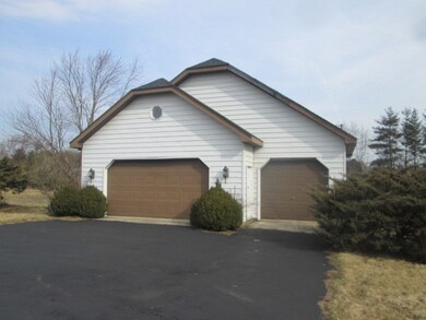 25716 S State Line Rd, Crete, IL 60417 - photo 4