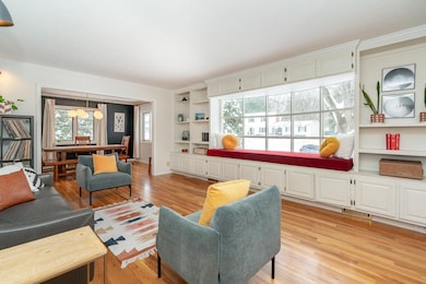 386 Highgate Ave.