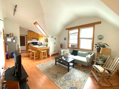 20 Walden St unit 3, Cambridge, MA 02140 - photo 2