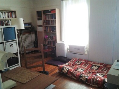 18 Clinton St unit 2A, Cambridge, MA 02139 - photo 4