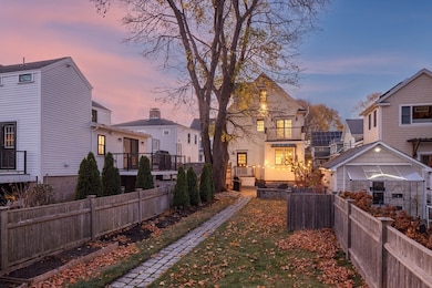 17 Lunt St, Newburyport, MA 01950 - photo 5