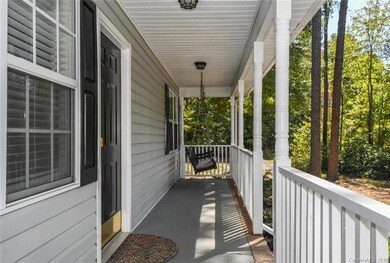 Front Porch to relax w/family and friends