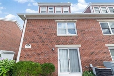 156 Quincy Shore Dr unit 72, Quincy, MA 02171 - photo 3