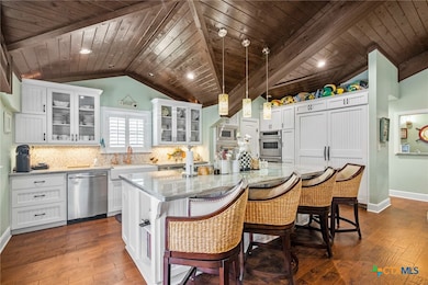 2133 W Maple St, Port O Connor, TX 77982 - photo 5