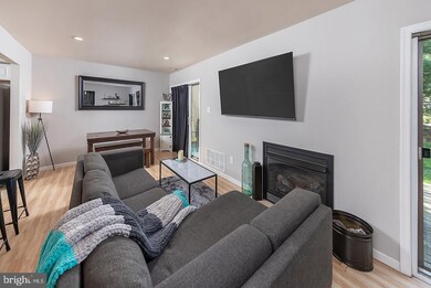 68 Viburnum Ln, Mount Laurel, NJ 08054 - photo 5