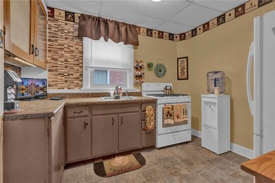 1157 Ohio Ave, Midland, PA 15059 - photo 7