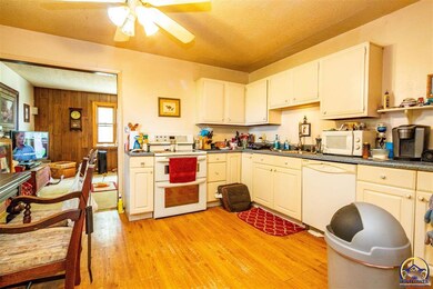 16691 R Rd, Mayetta, KS 66509 - photo 2