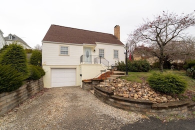 1446 Kinmount St, Pittsburgh, PA 15205 - photo 2