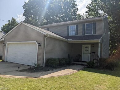 29520 Catawba St, Wickliffe, OH 44092 - photo 2