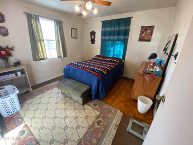 2027 N 29th St, Phoenix, AZ 85008 - photo 5