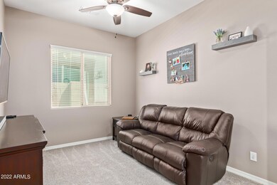 3 den, office or formal room