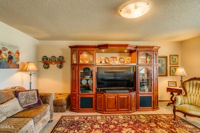 2705MichaelLnu1_0028
