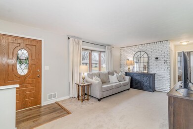 1260 Guthrie Ave N, Saint Paul, MN 55128 - photo 5