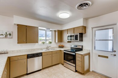 Neutral counters and cabinets