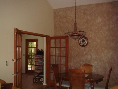LivingRoom02