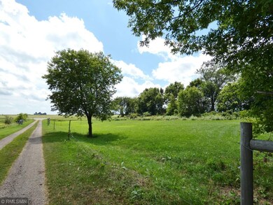 Several areas of open grassland make perfect pastu