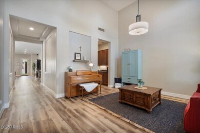 21014 W Cora Vista-Entry Living