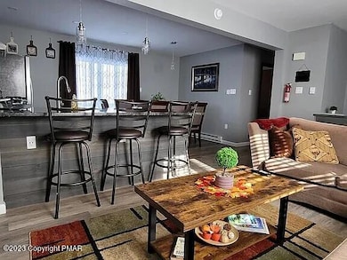 8564 Bumble Bee Way, Tobyhanna, PA 18466 - photo 4