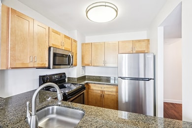 150 Huntington Ave unit SM3, Boston, MA 02115 - photo 2