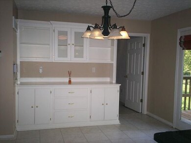 801 Isaac Shelby Cir E, Frankfort, KY 40601 - photo 7