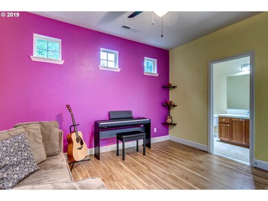 5655 NE Orenco Gardens Dr, Hillsboro, OR 97124 - photo 6