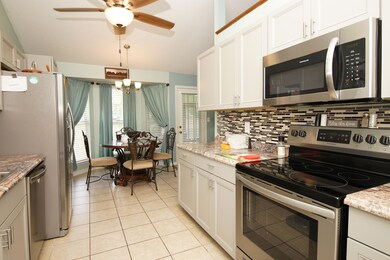 4821SummerCoveKitchen5
