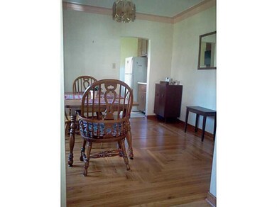 Dining Room. Plenty of room in this dining room