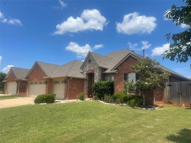 1012 Lanie Ln, Moore, OK 73160 - photo 3