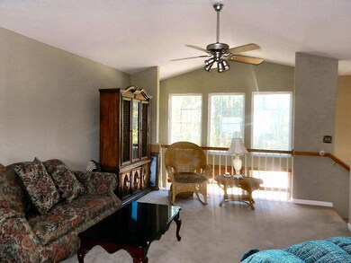 LVR with Balcony to Lower Level