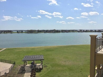 9900 Spur 294 unit 3402, Corsicana, TX 75109 - photo 2