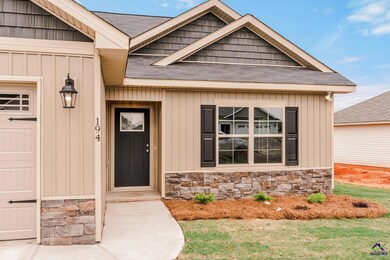 194 Red Tail Cir, Powersville, GA 31008 - photo 2