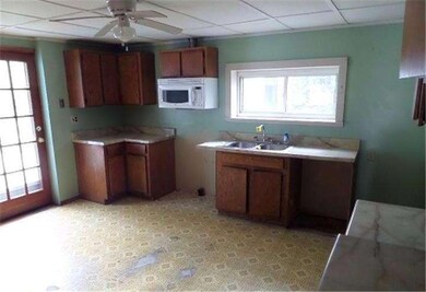 982 Royal Ave, Franklinville, NJ 08322 - photo 5