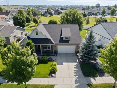 135 Cyclone Dr, Kalispell, MT 59901 - photo 2