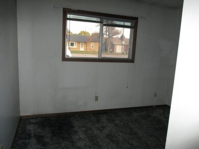 2820 Reigan Rd, North Platte, NE 69101 - photo 5