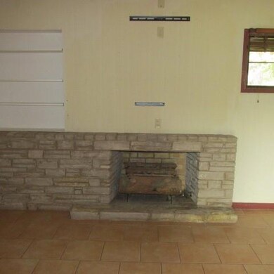 605 S Ohio Ave, Weslaco, TX 78596 - photo 4