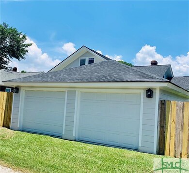 335 E 54th St, Savannah, GA 31405 - photo 5