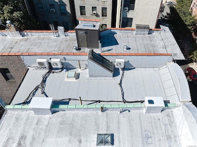 266 W 136th St, New York, NY 10030 - photo 6