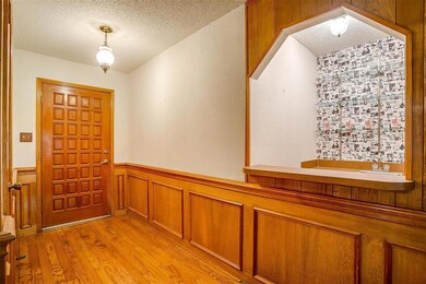 332 Stratford Dr, Hurst, TX 76054 - photo 5