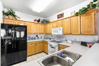 27102 Meadowmore Ct unit 101, Whitney, TX 76692 - photo 5