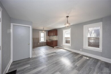 1023 15th St, Niagara Falls, NY 14301 - photo 4