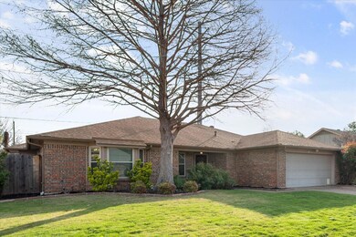 2024 Northglen Dr, Hurst, TX 76054 - photo 3