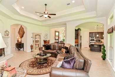 34127 Willow Bluff Ln, Pinehurst, TX 77362 - photo 7