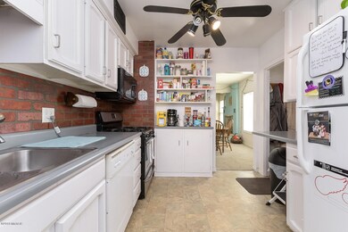 Monroe_St_432_Kalamazoo_49006-11