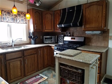 28 Yolande Place, Woonsocket, RI 02895 - photo 6