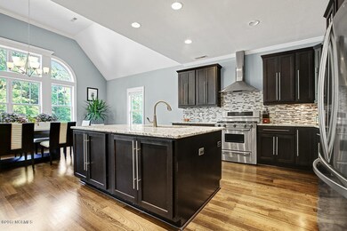 401MarshOaksDrive-04