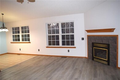 102 Overton Dr, Bella Vista, AR 72714 - photo 5